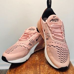 EUC Nike Air Max 270 – sz WM 6.5